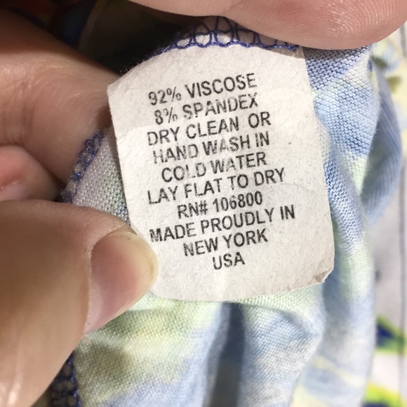 Boho chic small cross tie shirt abstract print - Picture 4 of 5